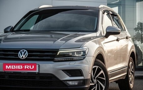 Volkswagen Tiguan II, 2018 год, 2 600 000 рублей, 13 фотография