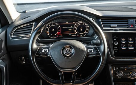 Volkswagen Tiguan II, 2018 год, 2 600 000 рублей, 23 фотография