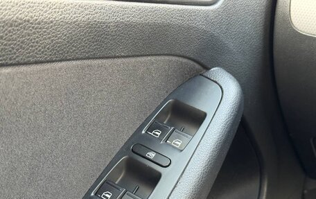 Volkswagen Jetta VI, 2013 год, 1 145 000 рублей, 14 фотография