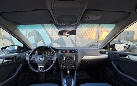 Volkswagen Jetta VI, 2013 год, 1 145 000 рублей, 2 фотография