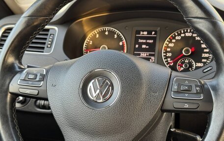 Volkswagen Jetta VI, 2013 год, 1 145 000 рублей, 17 фотография