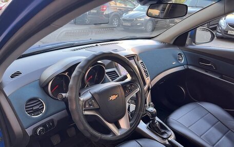 Chevrolet Cruze II, 2011 год, 700 000 рублей, 20 фотография