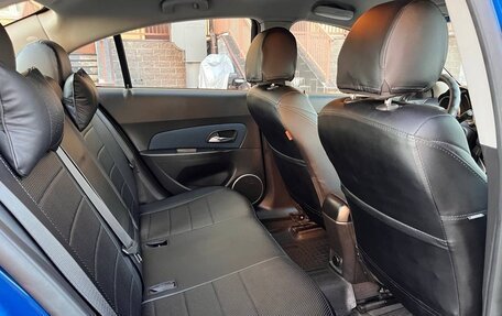 Chevrolet Cruze II, 2011 год, 700 000 рублей, 27 фотография