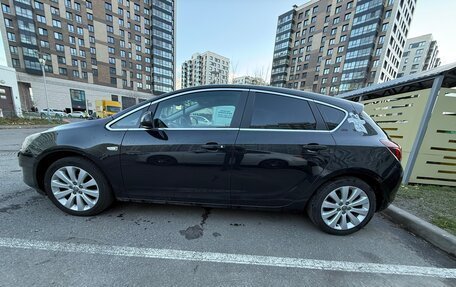 Opel Astra J, 2011 год, 950 000 рублей, 3 фотография
