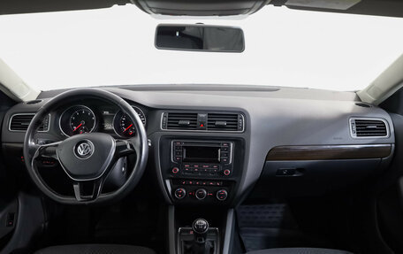 Volkswagen Jetta VI, 2015 год, 749 000 рублей, 8 фотография