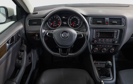 Volkswagen Jetta VI, 2015 год, 749 000 рублей, 9 фотография