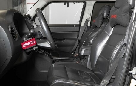 Jeep Liberty (Patriot), 2010 год, 851 000 рублей, 5 фотография