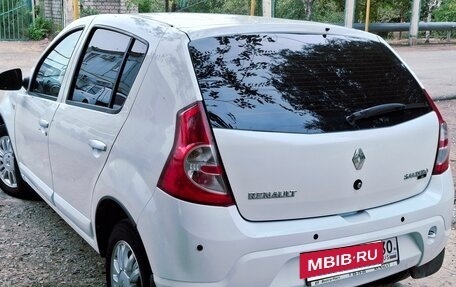 Renault Sandero I, 2013 год, 780 000 рублей, 3 фотография