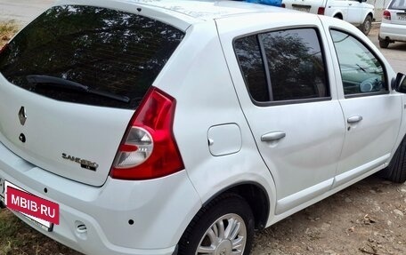 Renault Sandero I, 2013 год, 780 000 рублей, 4 фотография