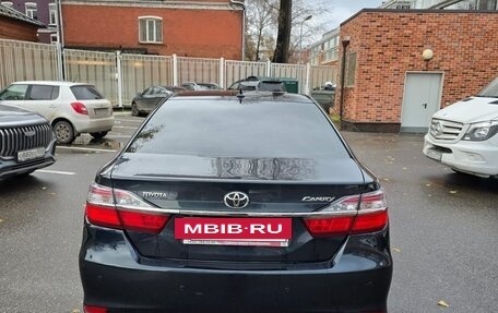 Toyota Camry, 2017 год, 2 300 000 рублей, 5 фотография