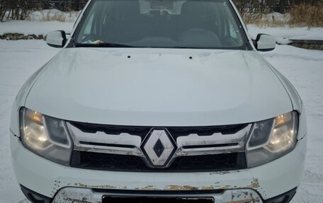 Renault Duster I рестайлинг, 2018 год, 1 000 000 рублей, 3 фотография