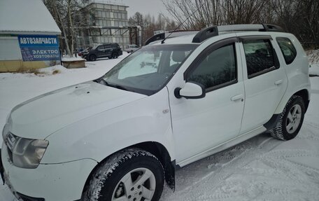 Renault Duster I рестайлинг, 2018 год, 1 000 000 рублей, 2 фотография