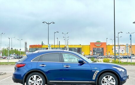 Infiniti QX70, 2016 год, 2 770 000 рублей, 4 фотография