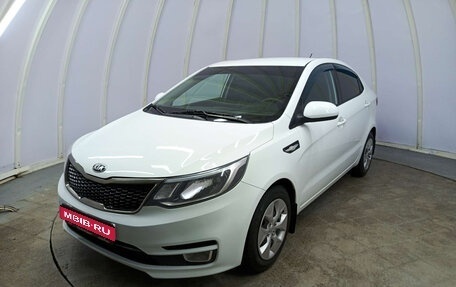 KIA Rio III рестайлинг, 2016 год, 900 000 рублей, 1 фотография