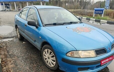 Mitsubishi Carisma I, 2001 год, 195 000 рублей, 1 фотография