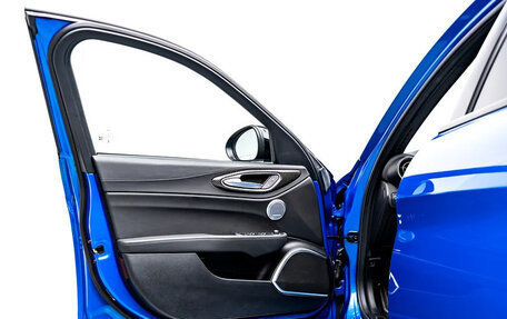 Alfa Romeo Giulia II, 2022 год, 9 920 047 рублей, 16 фотография