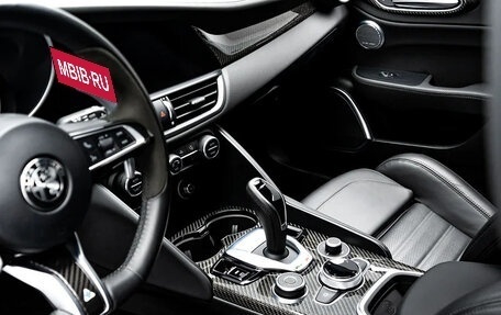 Alfa Romeo Giulia II, 2022 год, 9 920 047 рублей, 9 фотография