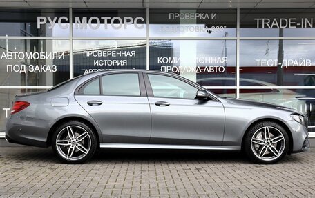 Mercedes-Benz E-Класс, 2019 год, 3 360 000 рублей, 5 фотография