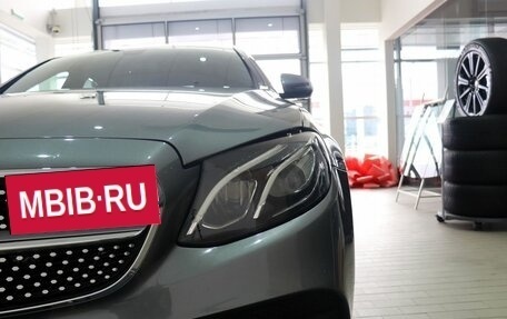 Mercedes-Benz E-Класс, 2019 год, 3 360 000 рублей, 8 фотография