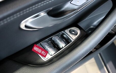 Mercedes-Benz E-Класс, 2019 год, 3 360 000 рублей, 10 фотография