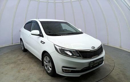 KIA Rio III рестайлинг, 2016 год, 900 000 рублей, 3 фотография