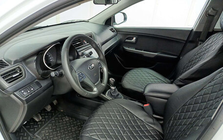 KIA Rio III рестайлинг, 2016 год, 900 000 рублей, 20 фотография