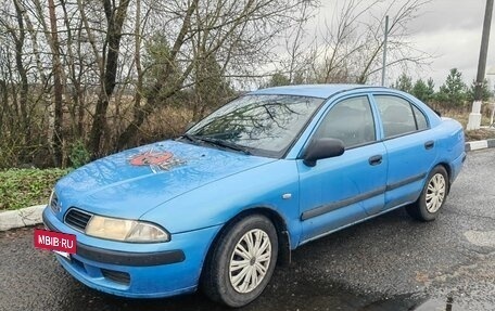 Mitsubishi Carisma I, 2001 год, 195 000 рублей, 2 фотография