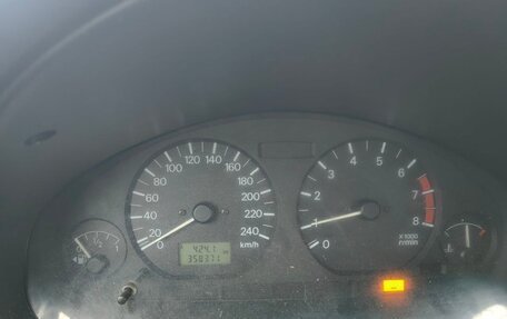 Mitsubishi Carisma I, 2001 год, 195 000 рублей, 11 фотография