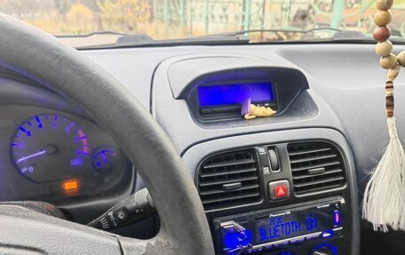 Mitsubishi Carisma I, 2001 год, 195 000 рублей, 8 фотография