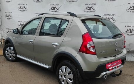 Renault Sandero I, 2013 год, 725 000 рублей, 3 фотография
