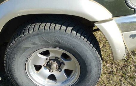 Nissan Terrano II рестайлинг, 1995 год, 630 000 рублей, 31 фотография