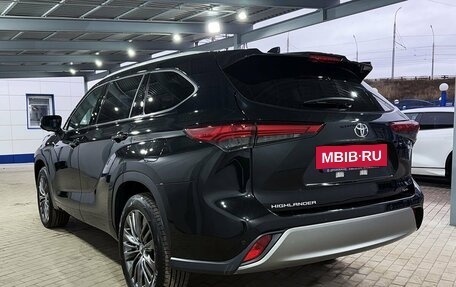 Toyota Highlander, 2025 год, 6 199 000 рублей, 3 фотография