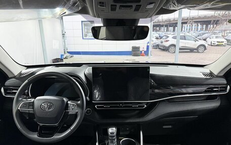 Toyota Highlander, 2025 год, 6 199 000 рублей, 11 фотография