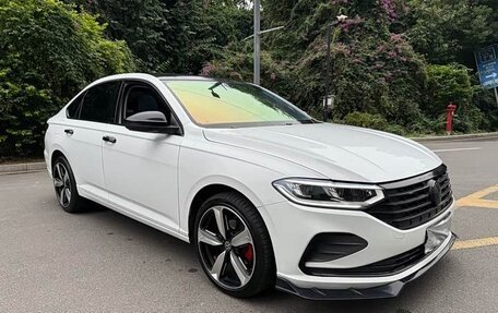 Volkswagen Lavida, 2022 год, 1 777 013 рублей, 3 фотография