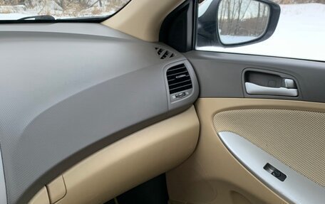 Hyundai Accent IV, 2011 год, 990 000 рублей, 13 фотография