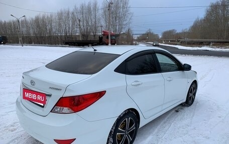 Hyundai Accent IV, 2011 год, 990 000 рублей, 4 фотография