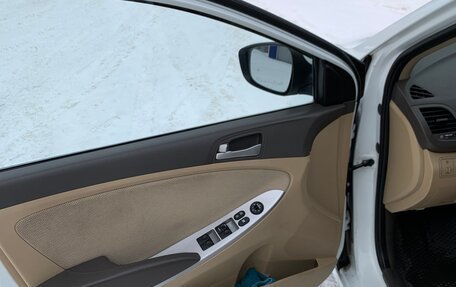 Hyundai Accent IV, 2011 год, 990 000 рублей, 16 фотография