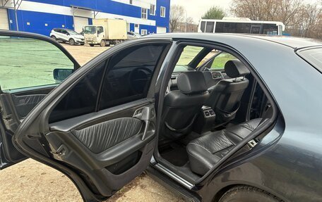 Mercedes-Benz E-Класс, 1998 год, 800 000 рублей, 8 фотография