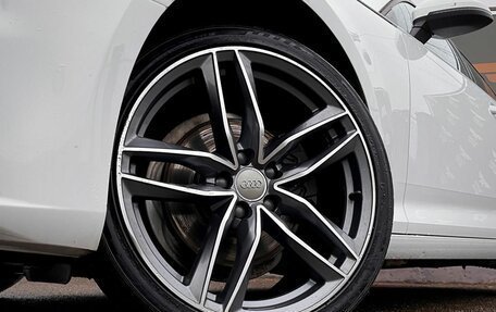 Audi A4, 2017 год, 2 230 000 рублей, 10 фотография