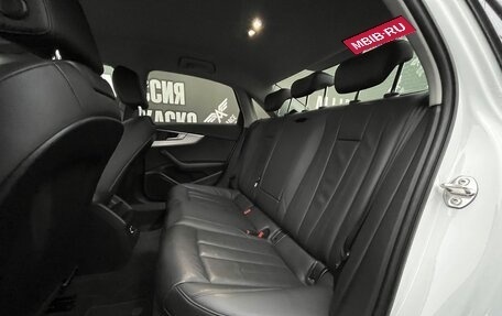 Audi A4, 2017 год, 2 230 000 рублей, 14 фотография