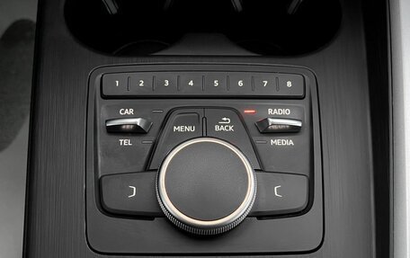 Audi A4, 2017 год, 2 230 000 рублей, 25 фотография