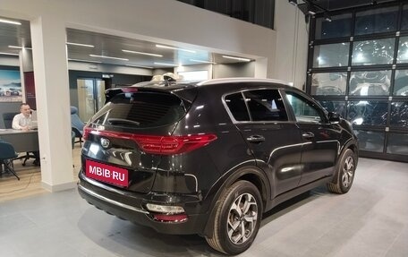 KIA Sportage IV рестайлинг, 2019 год, 1 700 000 рублей, 4 фотография