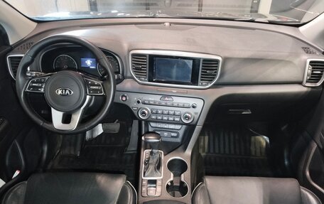 KIA Sportage IV рестайлинг, 2019 год, 1 700 000 рублей, 11 фотография