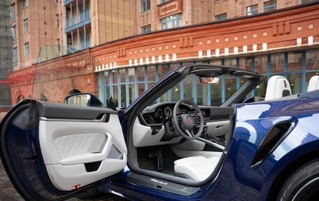 Porsche 911, 2021 год, 27 500 000 рублей, 13 фотография