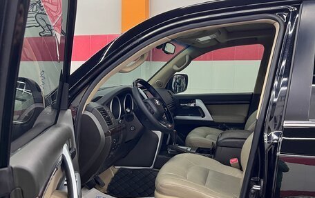 Toyota Land Cruiser 200, 2008 год, 2 750 000 рублей, 7 фотография