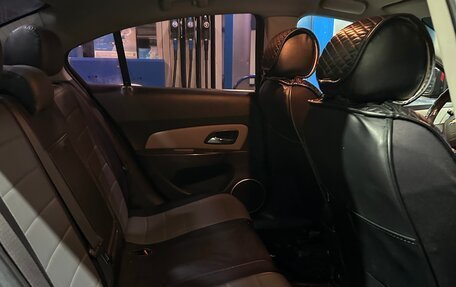 Chevrolet Cruze II, 2013 год, 900 000 рублей, 6 фотография