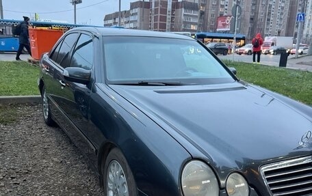 Mercedes-Benz E-Класс, 1999 год, 549 000 рублей, 11 фотография