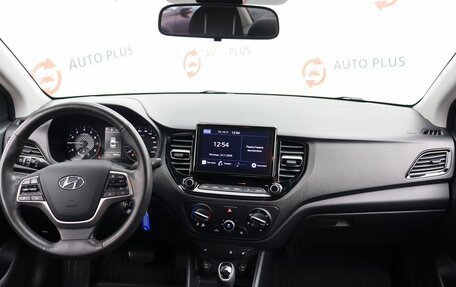 Hyundai Solaris II рестайлинг, 2021 год, 1 699 000 рублей, 8 фотография