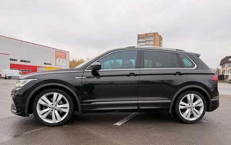 Volkswagen Tiguan II, 2021 год, 3 400 000 рублей, 2 фотография