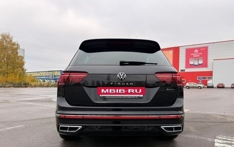 Volkswagen Tiguan II, 2021 год, 3 400 000 рублей, 10 фотография